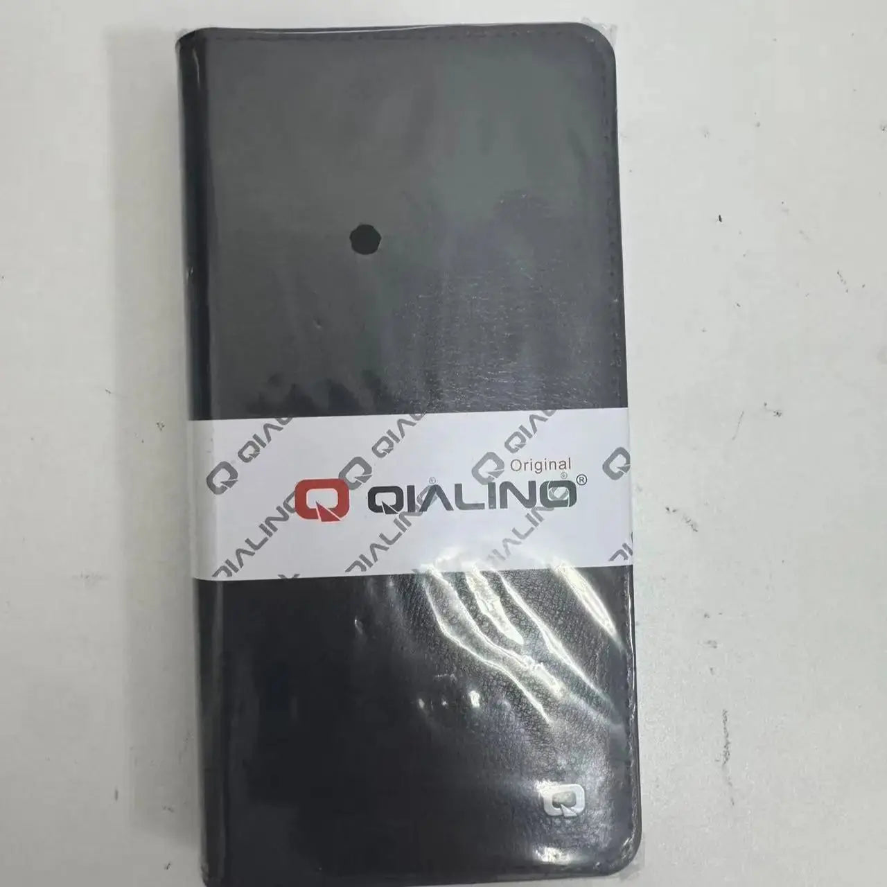 QIALINO Leather iPhone Case – Slim & Stylish